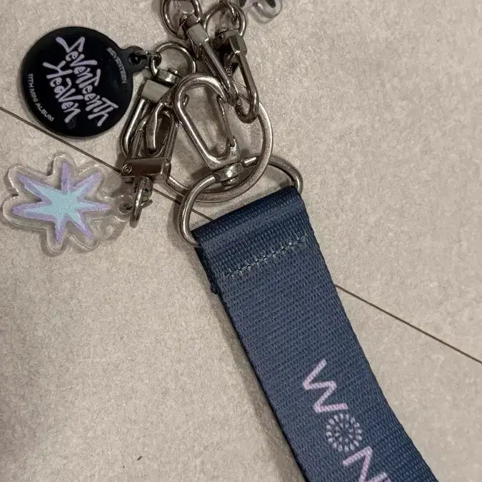 [BUNJANG] SEVENTEEN Street Wonwoo Keyring / 세븐틴 스트리트 원우 키링