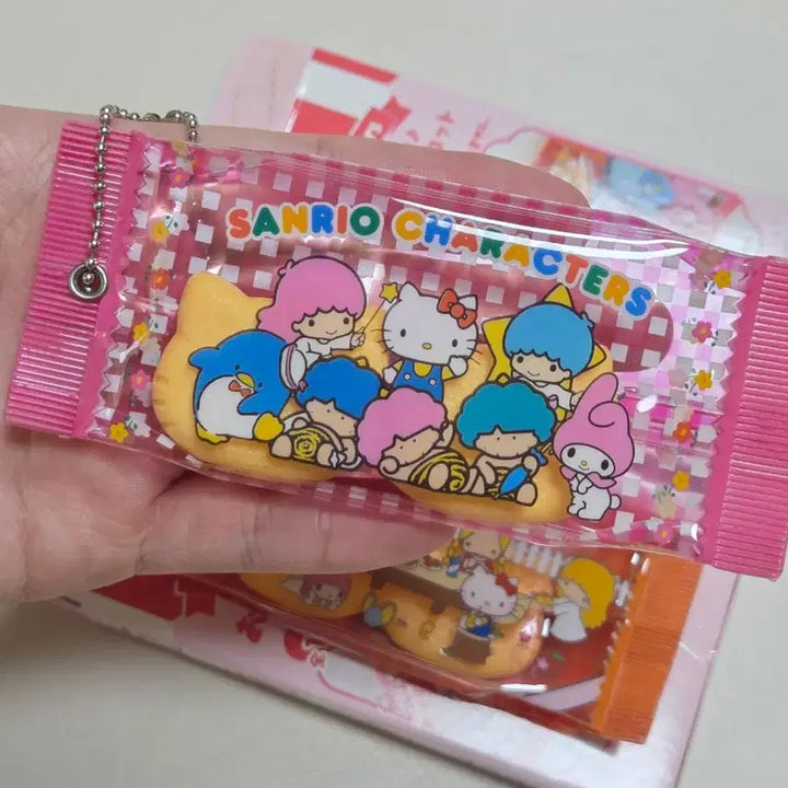 [BUNJANG] Sanrio Classic Kitty Cookie Charm Set / 세트)고전키티 고전산리오 디저트키링 쿠키 과자키링 리멘트