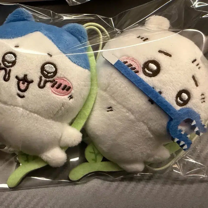 [BUNJANG] Chiikawa Hachiware "Fallen into a Hole" Set / 치이카와 구멍에 빠진 하치와레, 치이카와 세트