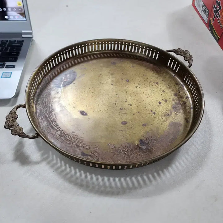 [BUNJANG] Vintage Copper Tray / 유럽에서온 오래된 빈티지 동트레이 지름30.3cm 높이3.5cm 27000원