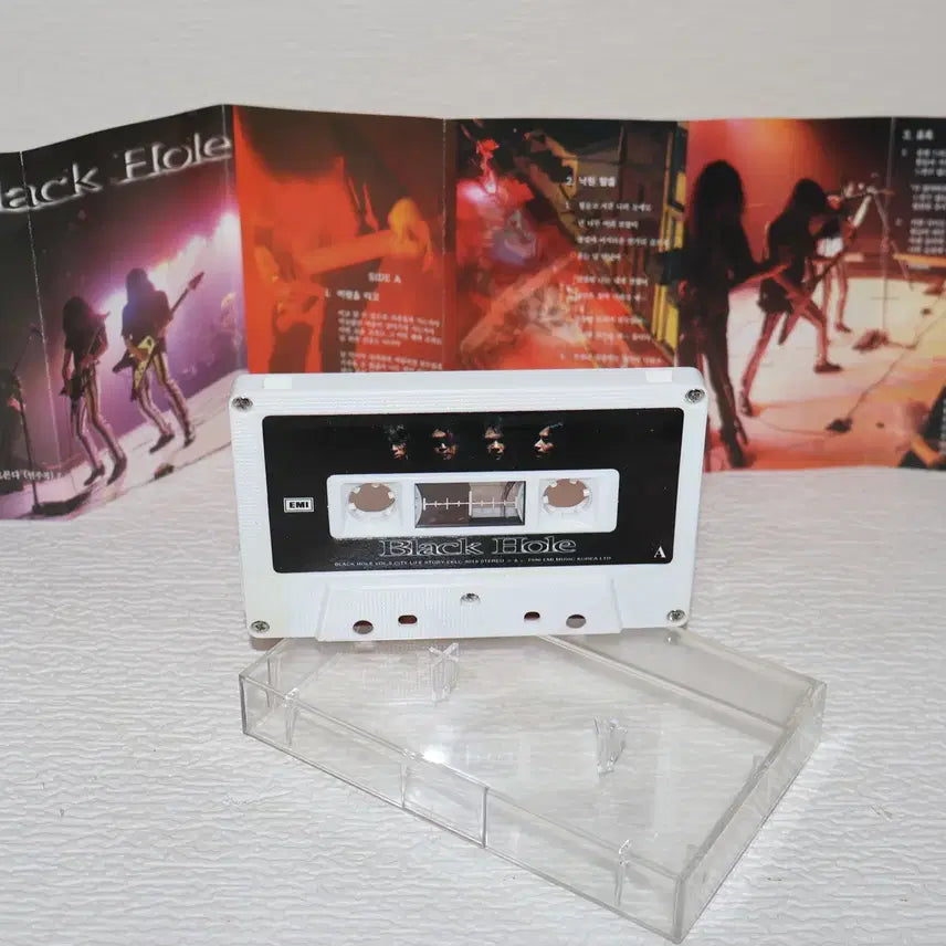 [BUNJANG] Black Hole 5th Album Cassette Tape / [카세트 테이프 NO.196] 블랙홀 5집 테이프