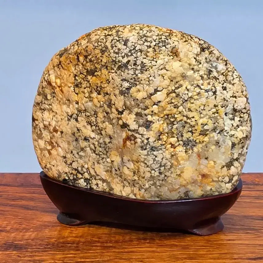 [BUNJANG] Sunstone Interpretation Stone with Base / 26090203 컬러가 아름다운 꽃밭에 태양석 해석 수석 팝니다