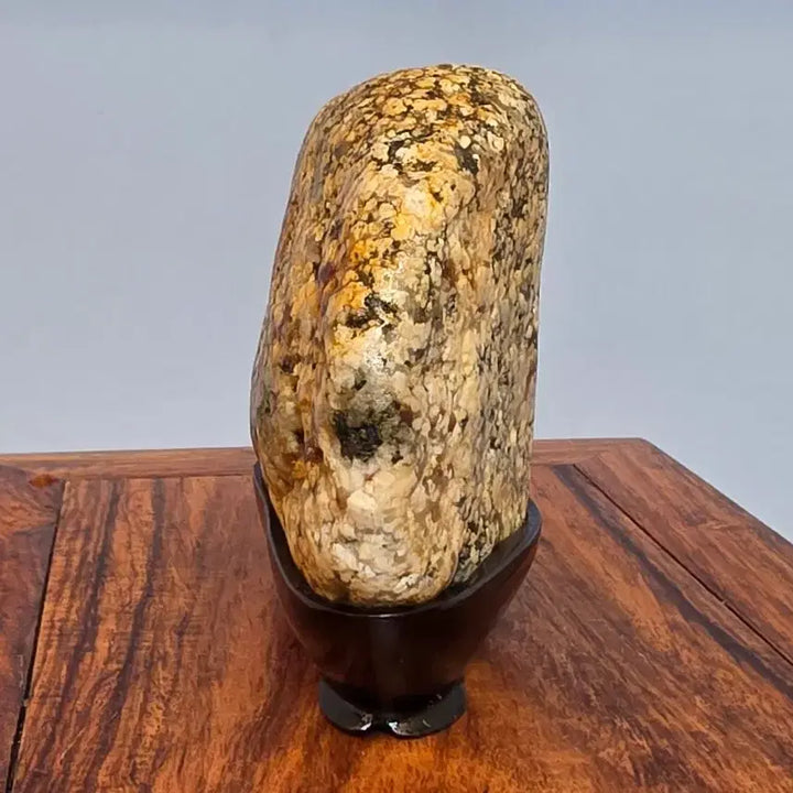 [BUNJANG] Sunstone Interpretation Stone with Base / 26090203 컬러가 아름다운 꽃밭에 태양석 해석 수석 팝니다