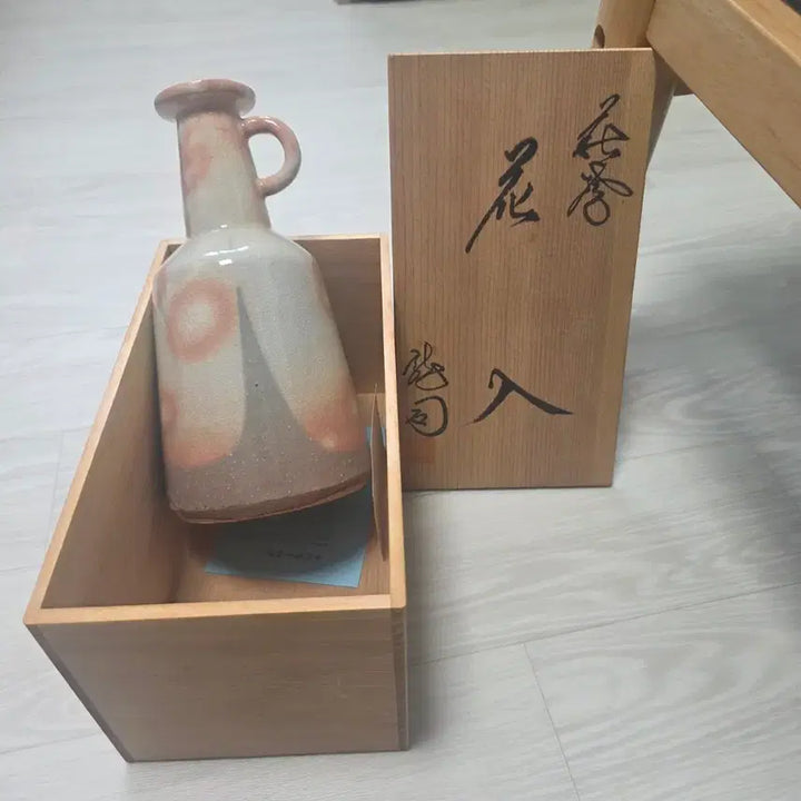 [BUNJANG] Hagi Ware Vase / 일본 전통 도자기 하기야키 화병