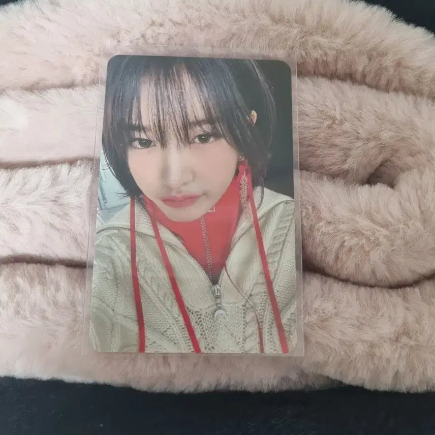 [BUNJANG] IVE Yujin Photocard / 공굿덤)  아이브 유진포카!