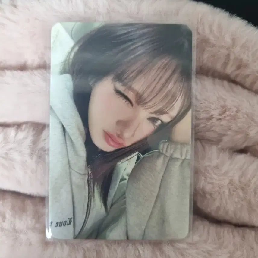 [BUNJANG] IVE Liz Photocard / 공굿덤)  아이브 리즈포카