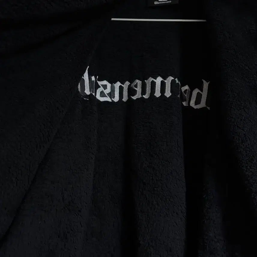 [BUNJANG] G-Dragon Weger Mensch Robe Black / 지드래곤 MD 위버멘쉬 로브 블랙