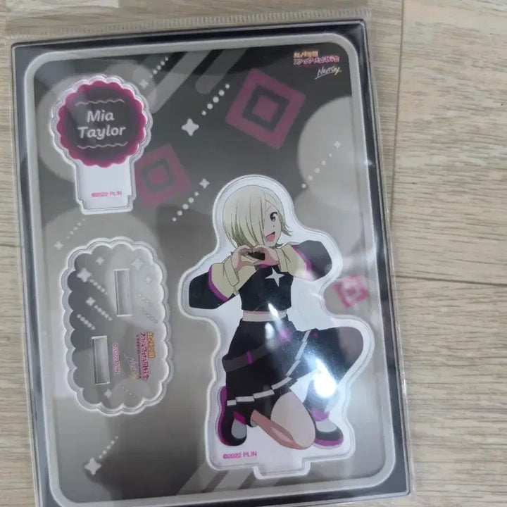 [BUNJANG] Love Live! Mia Taylor Acrylic Figure / 러브라이브 미아 테일러 아크릴 피규어