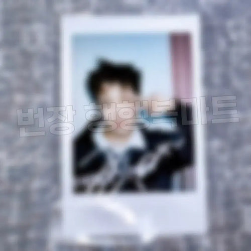 [BUNJANG] ATEEZ Hongjoong Signed Polaroid (BAD POB) / 에이티즈 홍중 싸인 폴라 싸폴 bad 미공개 ATEEZ hongjoong 친필 사인 폴라 폴라로이드 sign polaroid 판매 양도