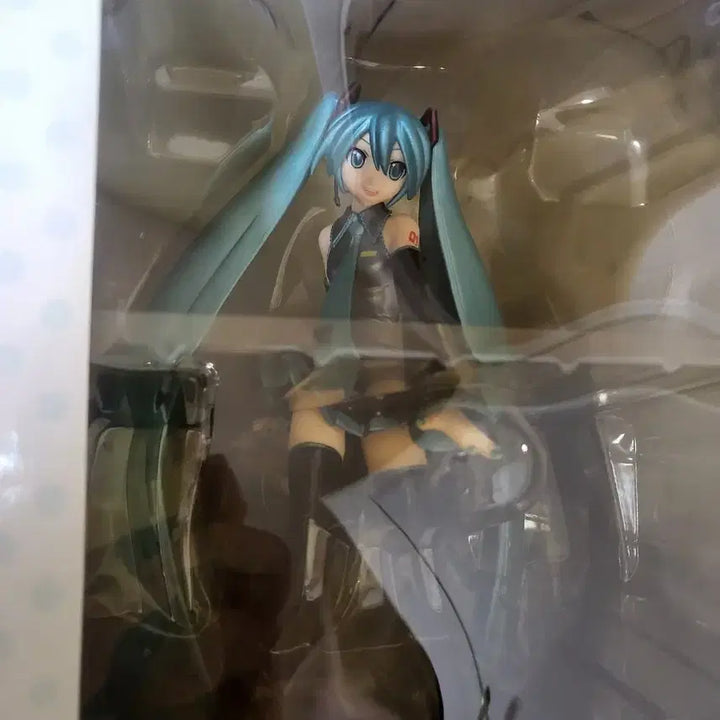 [BUNJANG] Hatsune Miku Project DIVA Premium Figure (Sealed, Classic) / (미개봉 고전)하츠네 미쿠 Project DIVA 프리미엄 피규어