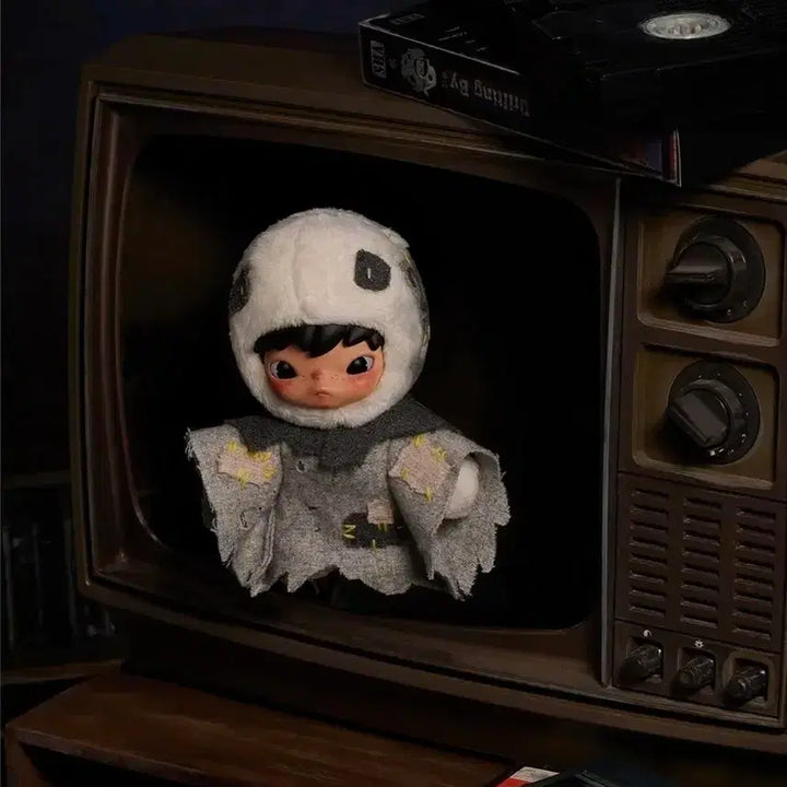 [BUNJANG] Pop Mart Hirono After Dark Series Ghost Figure / 무배/팝마트 히로노 애프터 다크 시리즈 유령 팝나우(양도) 팝니다.