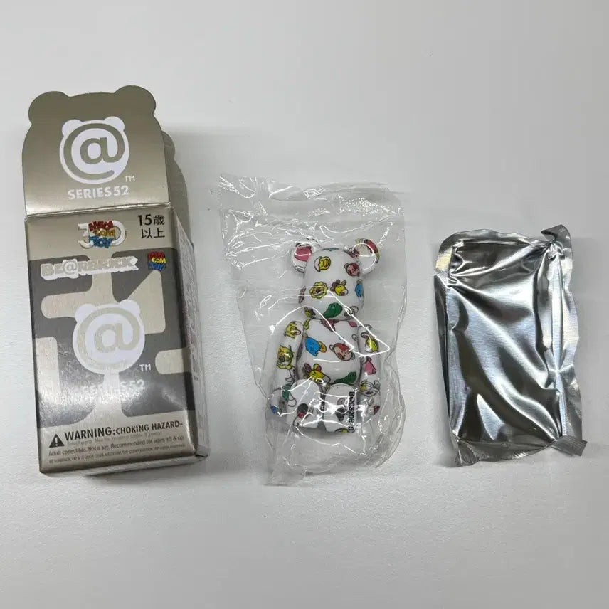 [BUNJANG] Bearbrick Series 52 Animal (Sealed) / 베어브릭 52탄 애니멀 (미개봉)