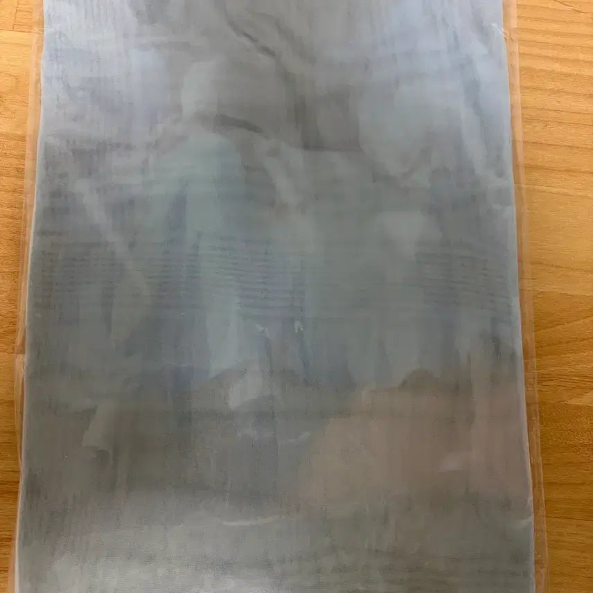 [BUNJANG] fromis_9 From Summer Exhibition Fabric Poster (Sealed) / 프로미스나인 from summer 전시회 패브릭 포스터 미개봉