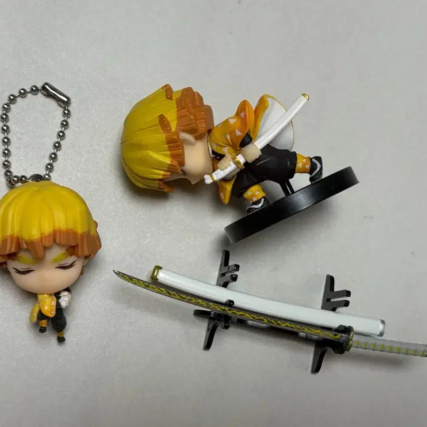 [BUNJANG] Demon Slayer Zenitsu Bundle / 귀멸의칼날 젠이츠 모음