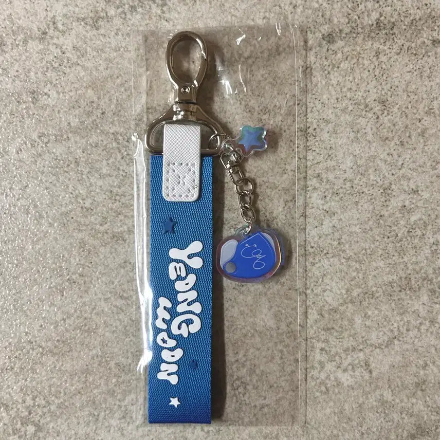 [BUNJANG] Sparkles Keyring Backlight Showcase Kit Jaime Shop Han Seoin Baek Yeongwoon Photocard / 스파클즈 키링 백라이트 쇼케이스 키트 재이미샵 판매 한서인 백영운 포카 레봄