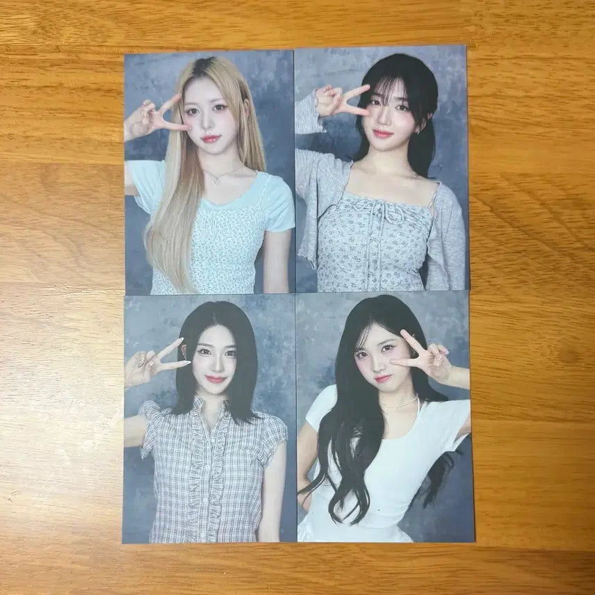 [BUNJANG] tripleS Alive 25 Concert Postcard Bundle Set / 급처) 트리플에스 alive25 콘서트 엽서 일괄 양도