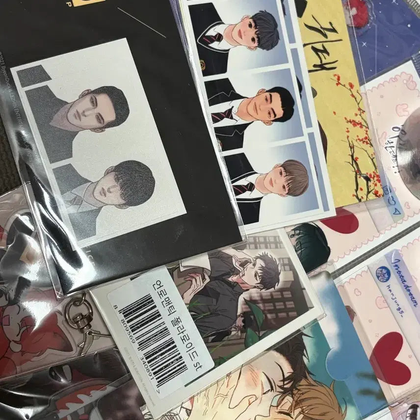 [BUNJANG] Yahwacheop Unromantic Official Goods Bundle Set / 야화첩 언로맨틱 어피님 향마걸 러브징크스 공식 굿즈 양도
