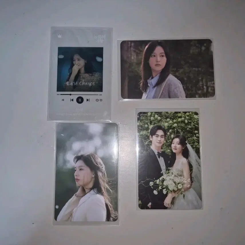 [BUNJANG] Kim Ji Won Photocard Set / 김지원 포토카드 세트 판매