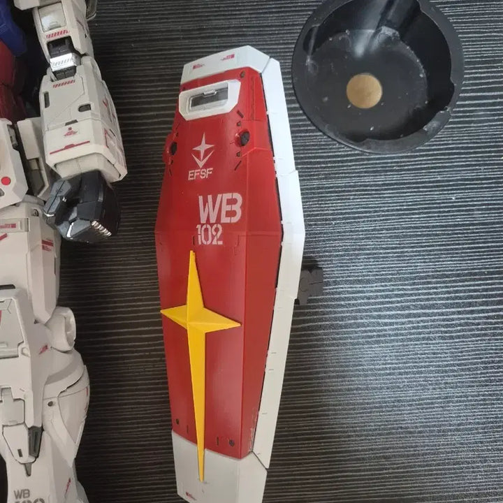 [BUNJANG] Bandai PG Unleashed Gundam Gloss Finish (Built, Parts Missing) / pg 언리쉬드 건담 유광마감 반다이 가조판매(하자있음)