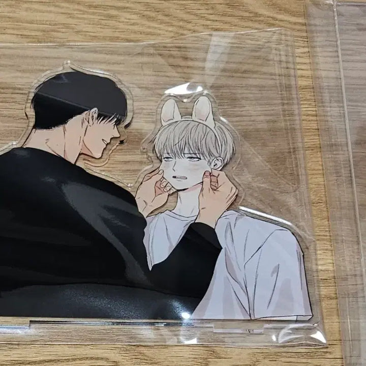 [BUNJANG] Yeonae Jehan Guyeok Acrylic Standee / 연애제한구역 굿즈