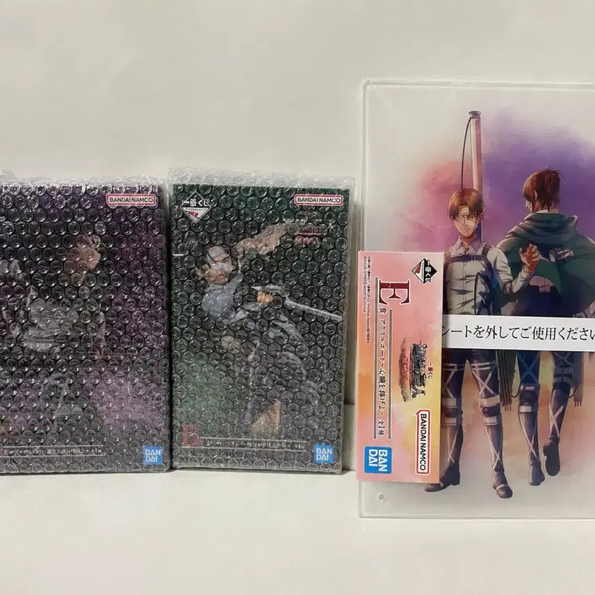 [BUNJANG] Attack on Titan Levi B Prize, Hange C Prize, E Prize Acrylic Stand (Sealed) / (미개봉)진격의 거인 리바이 B상 한지 C상 아크릴 E상