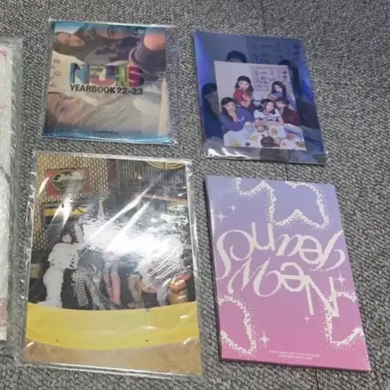 [BUNJANG] NewJeans Group Photocard Bundle Set / 뉴진스 단체포카+굿즈 일괄 판매