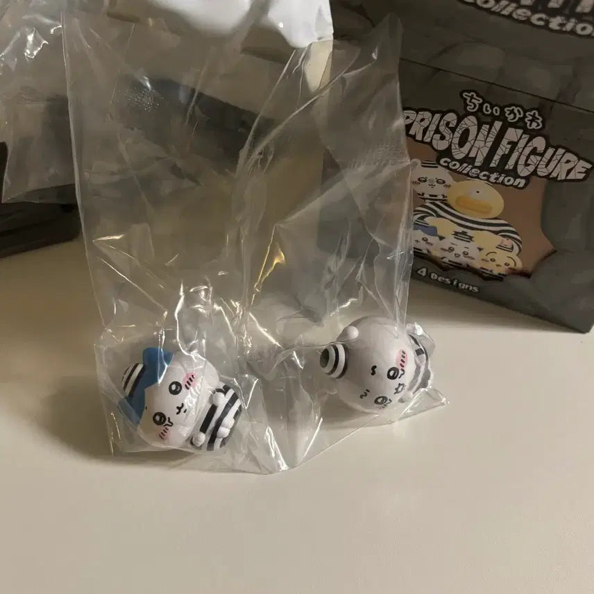[BUNJANG] Cheekawa Hachiware Prison Figure / 먼작귀 감옥 프리즌 피규어 치이카와 하치와레