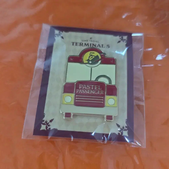 [BUNJANG] Stellive Terminal Logo Badge (Sealed) / 스텔라이브 터미널 로고 뱃지 (미개봉)
