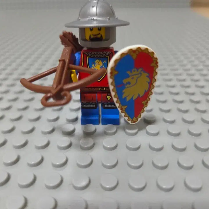 [BUNJANG] Lego Castle Lion Knight Crossbow Archer Minifigure Bundle Set (10 figures) / [일괄판매]레고 캐슬 사자기사 크로스보우 궁수 미니피규어 10기 일괄 판매합니다.