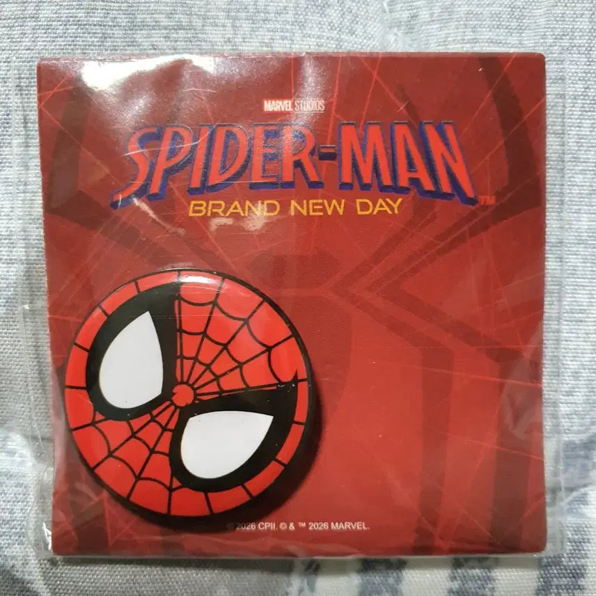 [BUNJANG] Spider-Man Key Visual Poster 3-Set + Pin Badge / 스파이더맨 키비쥬얼포스터 3종한세트 +핀뱃지