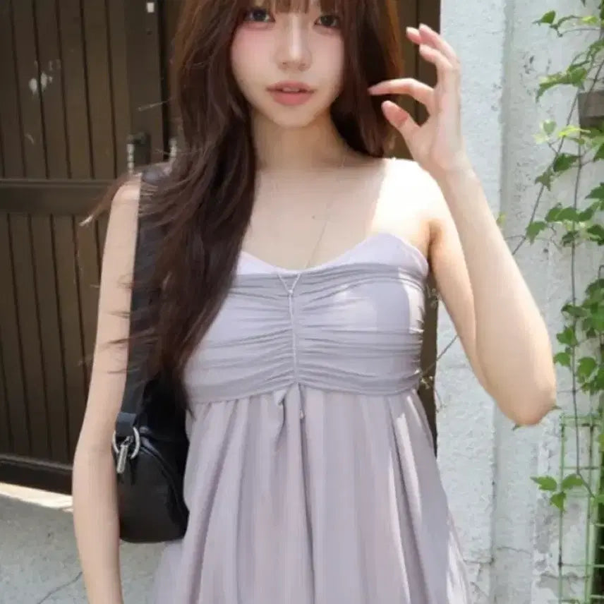 [BUNJANG] Aespa NingNing Layered Sleeveless Top / 에스파 닝닝 레이어드 나시 슬리브리스 탑