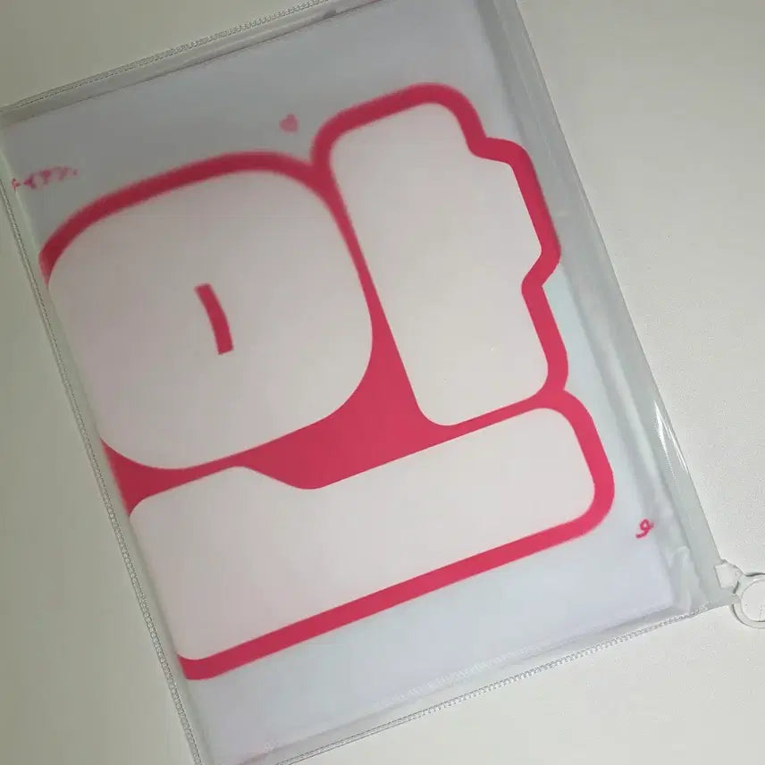 [BUNJANG] Hats to Hearts Ian Slogan / 하츠투하츠 이안 슬로건