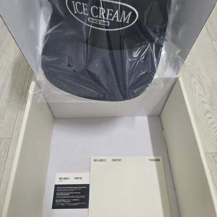 [BUNJANG] TXT Yeonjun NO LABELS PART 02 Ice Cream Hat Bundle Set (Excluding Photocard) / 투바투 연준 NO LABELS PART 02 모자반 양도(포카 제외)