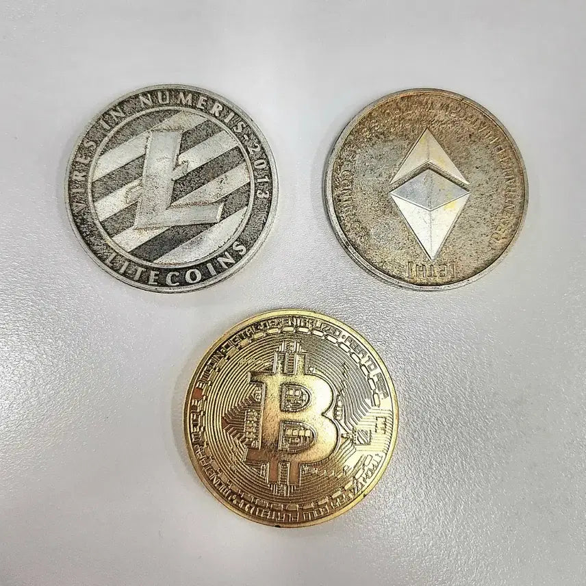[BUNJANG] Bitcoin, Ethereum, Litecoin Commemorative Coin Set - Financial Education Tool, Investor Souvenir / 비트코인 이더리움 라이트코인 코인 세트 금융 교구 기념주화 코인 투자 기념품