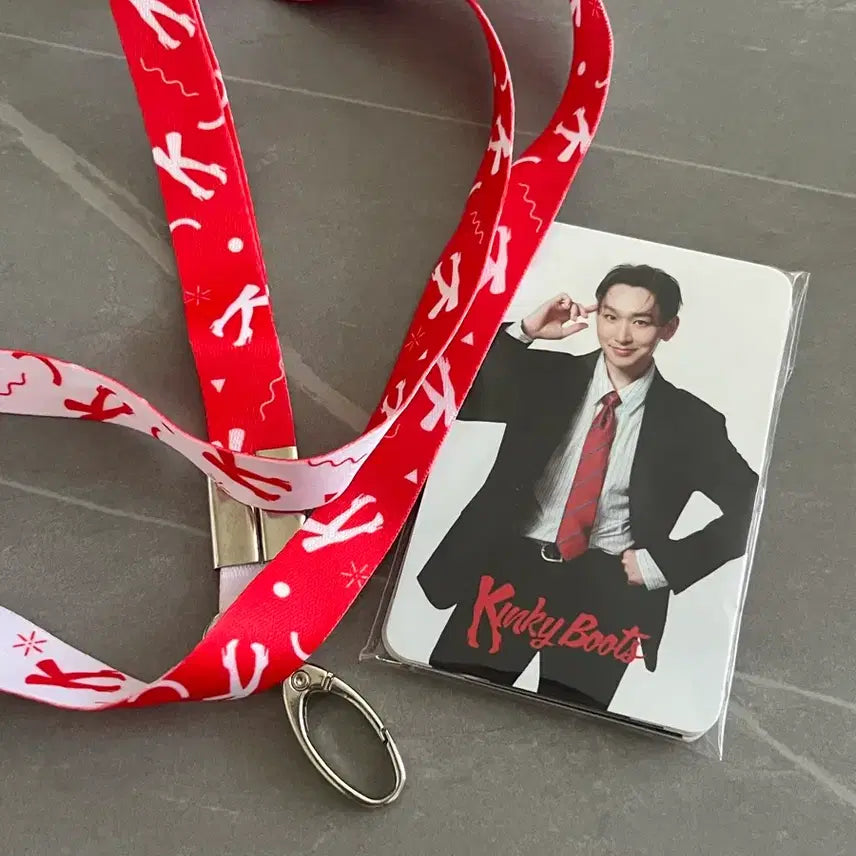 [BUNJANG] Kinky Boots Musical Support Rod Photocard Set (Sealed) / 킹키부츠 뮤지컬 응원봉 포카 세트 미개봉 판매 양도