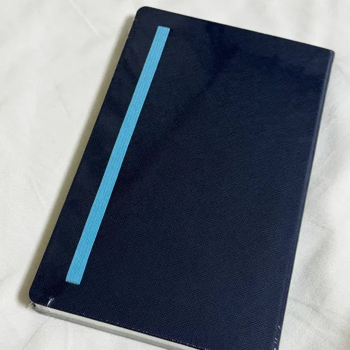 [BUNJANG] Korean Air Official Notebook and Gel Pen Set / 대한항공 공식 굿즈 판매합니다.