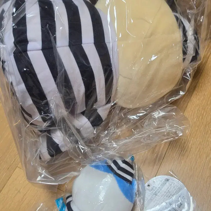 [BUNJANG] Chiikawa Prisoner Series Ode &amp; Hachiware Bundle / 치이카와 죄수오데 죄수 하치와레
