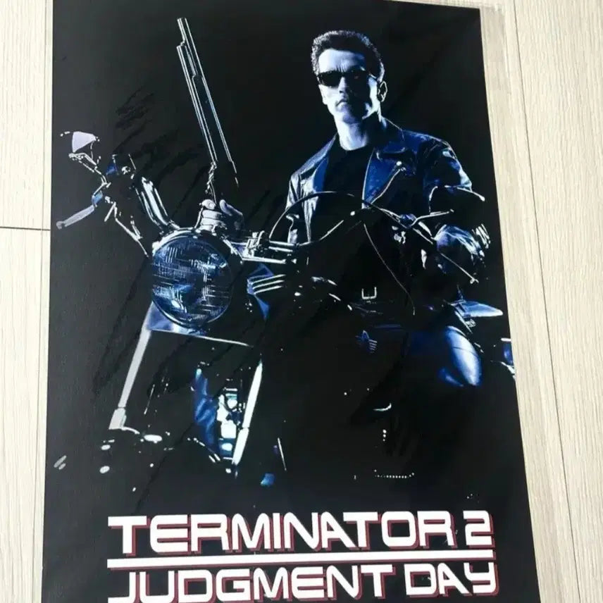 [BUNJANG] Terminator 2: Judgment Day Remastering A3 Poster (2019 Limited Edition) / [2019초희귀한정판]영화 터미네이터2 리마스터링 포스터(A3)