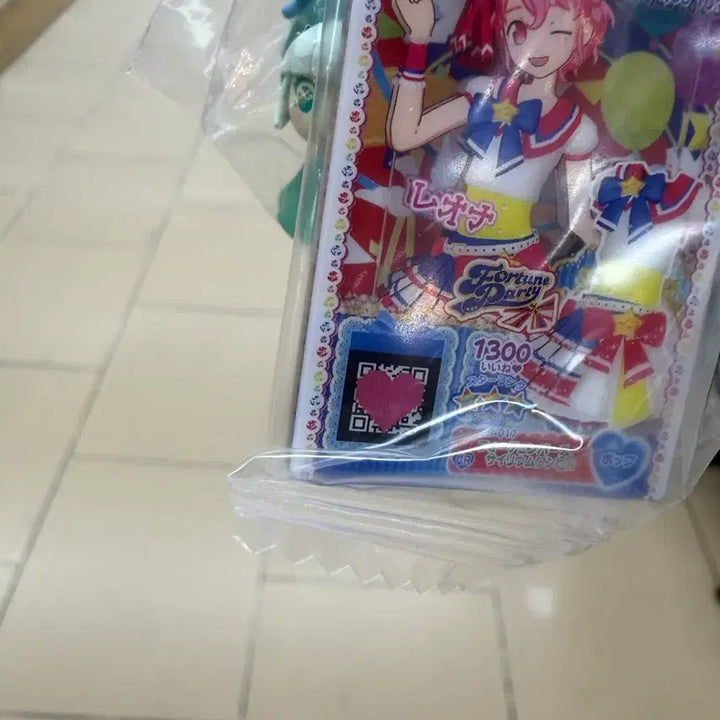 [BUNJANG] Aikatsu! Yuzu Acrylic Keychain / 아이엠스타 유리 키링, 프리파라.?키링 급처합니다