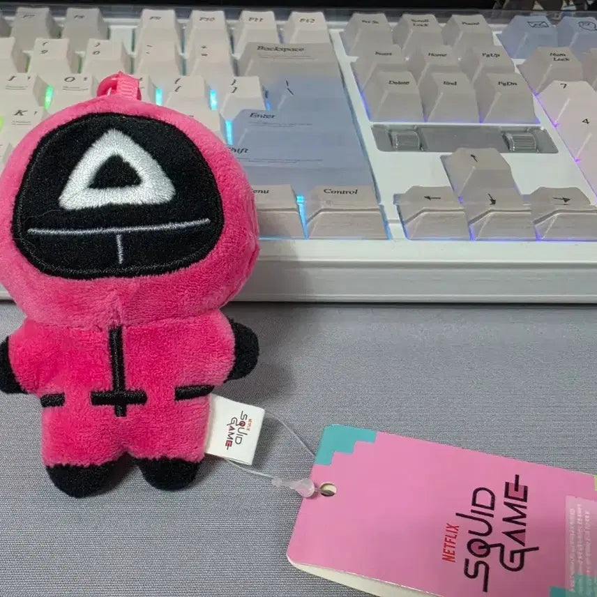 [BUNJANG] Squid Game Staff Member Doll Keychain / 오징어 게임 진행 요원 인형 키링