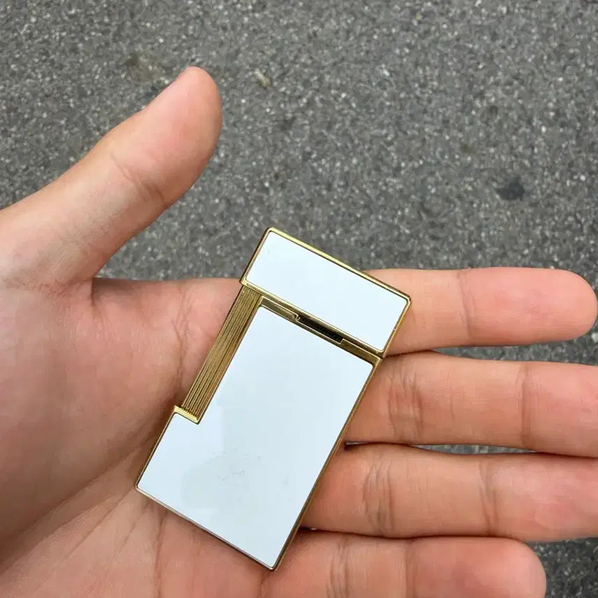 [BUNJANG] S.T. Dupont Slim 7 Turbo Lighter - White / 듀퐁라이터 슬리미 신형 터보 화이트 색상