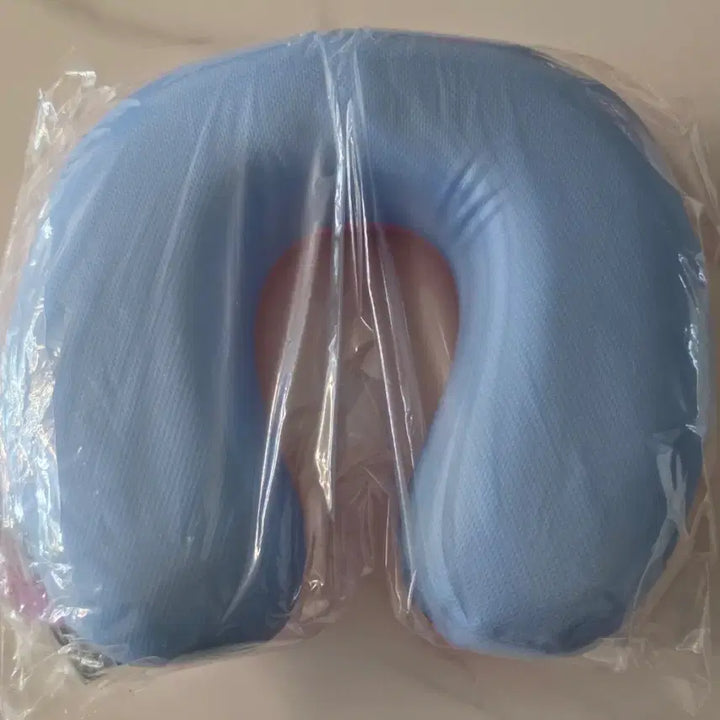 [BUNJANG] BT21 COOKY Mesh Memory Foam Neck Pillow / 방탄소년단 굿즈 BT21 쿠키 메쉬 메모리폼 목베개 / 라인프렌즈