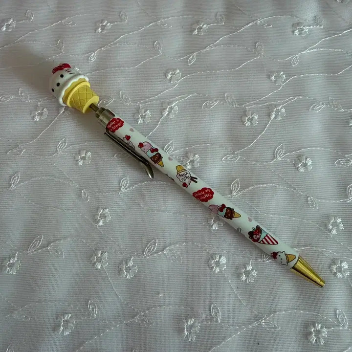 [BUNJANG] Sanrio Classic Kitty Ice Cream Ballpoint Pen / 고전 키티 아이스크림 볼펜