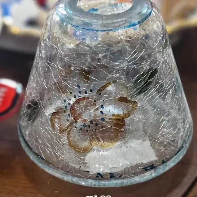 [BUNJANG] Vintage Hand-Painted Cracked Glass Small Lampshade / 빈티지 핸드페인팅 크랙 유리 쉐이드 소형