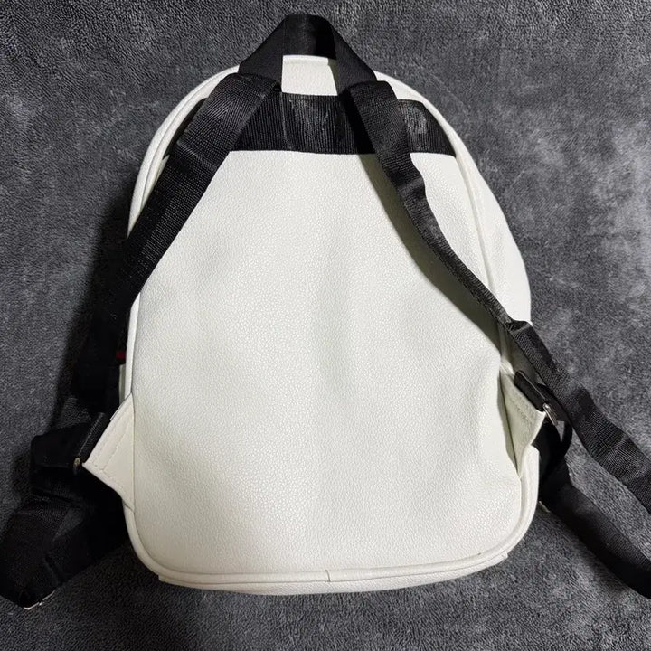 [BUNJANG] Hello Kitty Mini Backpack White / 헬로키티 미니 백팩 화이트 새상품
