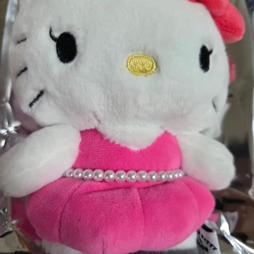 [BUNJANG] BLACKPINK Jisoo Hello Kitty Doll Keychain / 헬로키티 지수 인형 키링