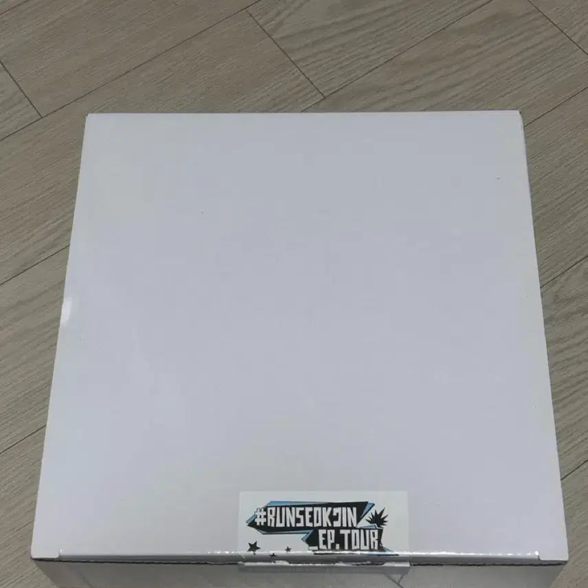 [BUNJANG] Seokjin Concert Gift Raincoat &amp; Towel Bundle Set (Unsealed) / 런석진 콘서트 기프트 역조공
