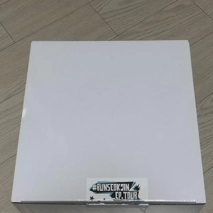 [BUNJANG] Seokjin Concert Gift Raincoat &amp; Towel Bundle Set (Unsealed) / 런석진 콘서트 기프트 역조공
