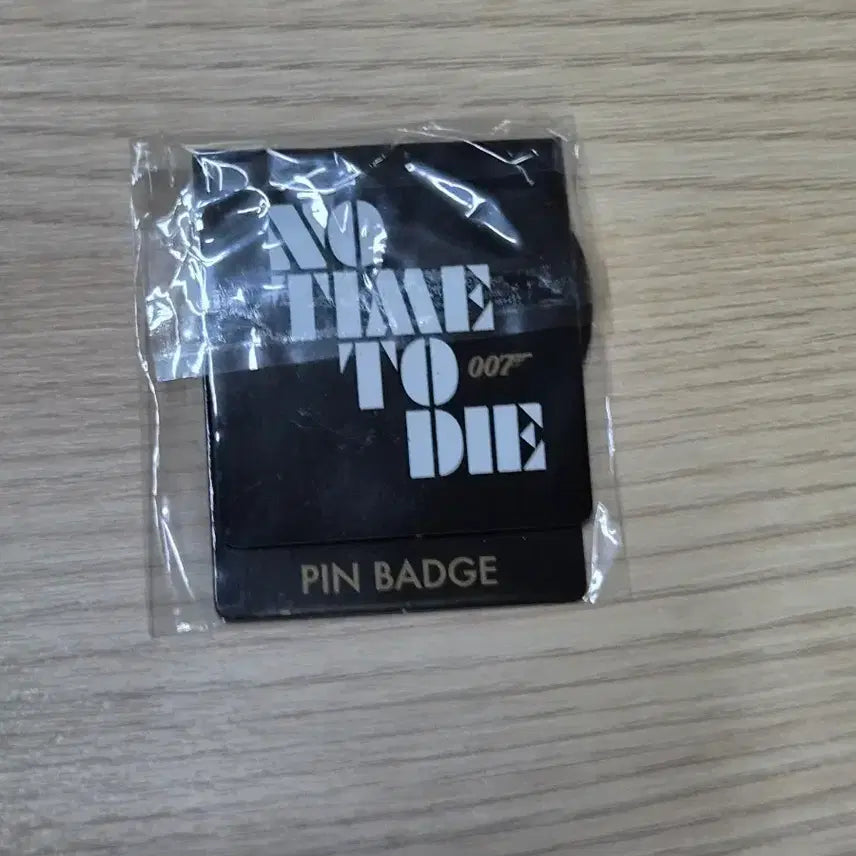 [BUNJANG] No Time to Die Pin Badge / 007 노타임투다이 핀 뱃지