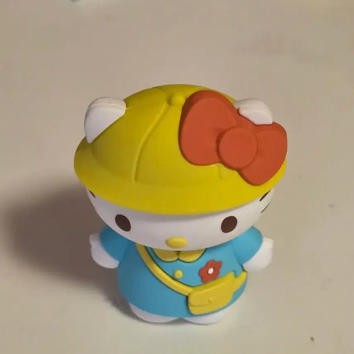[BUNJANG] Hello Kitty 23S Kindergarten Bag Figurine / 헬로키티 23s 유치원가방 키티 딱딱이 피규어